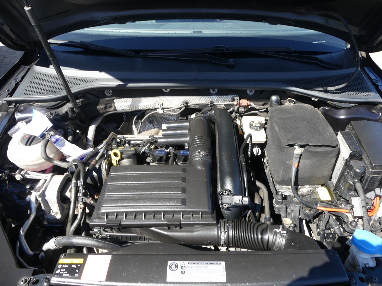 Fahrzeugabbildung Volkswagen Passat Variant 1.4 TSI ACT BMT Comfort