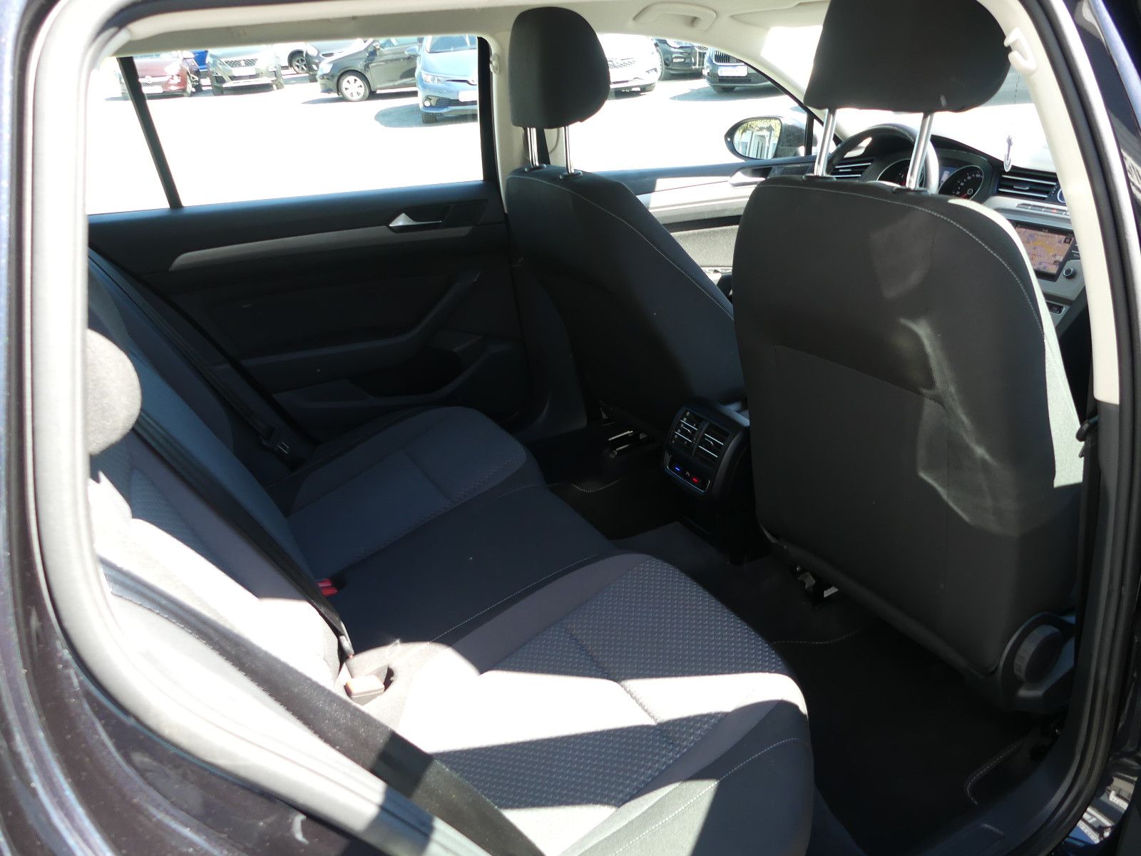Fahrzeugabbildung Volkswagen Passat Variant 1.4 TSI ACT BMT Comfort