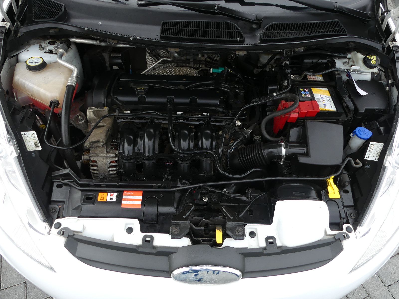Fahrzeugabbildung Ford Fiesta Titanium"AUTOMATIK"