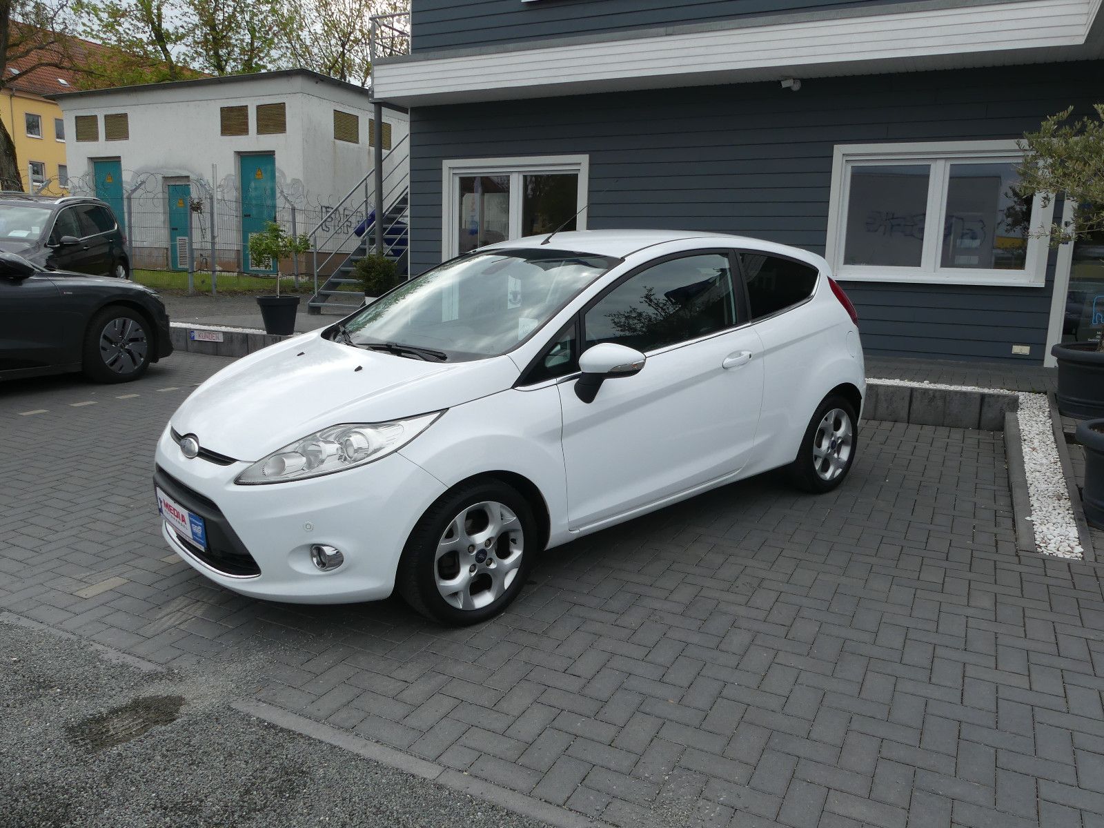 Fahrzeugabbildung Ford Fiesta Titanium"AUTOMATIK"
