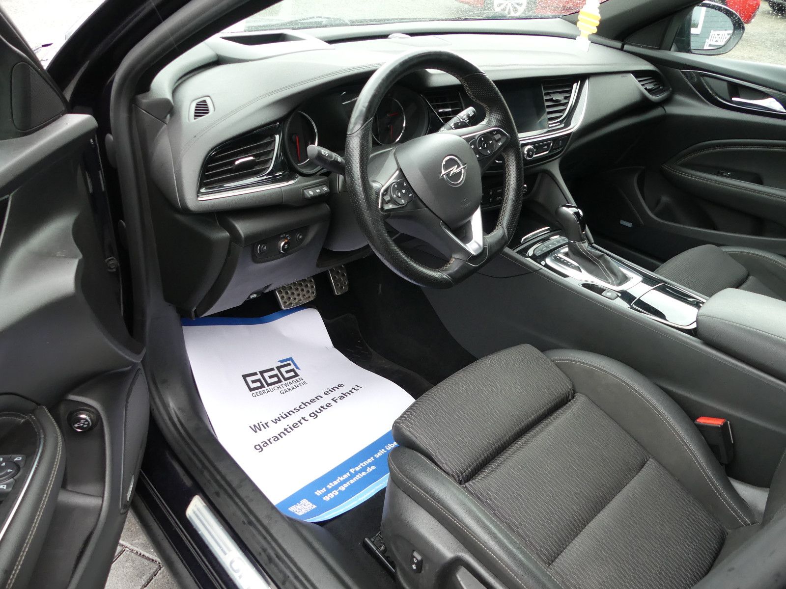 Fahrzeugabbildung Opel Insignia B Sports Tourer Innovation 4x4