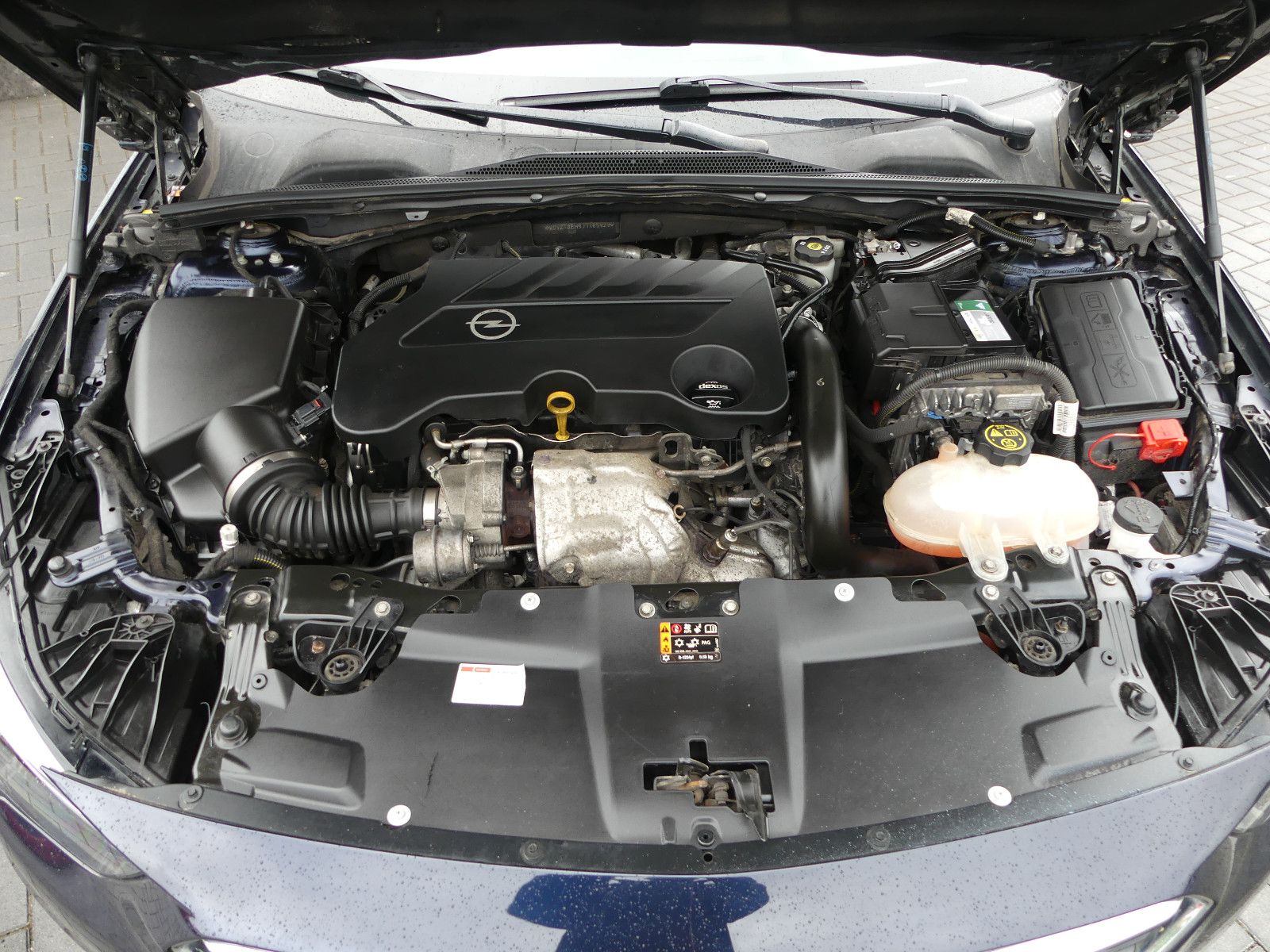 Fahrzeugabbildung Opel Insignia B Sports Tourer Innovation 4x4