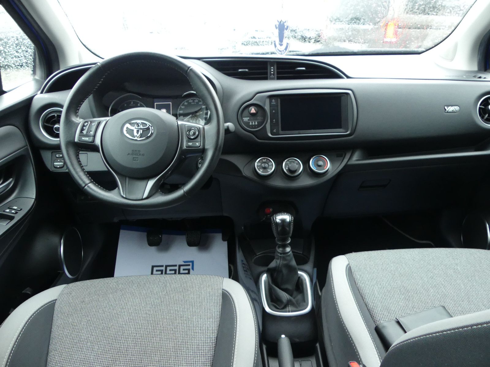 Fahrzeugabbildung Toyota Yaris Team D, 69000 km
