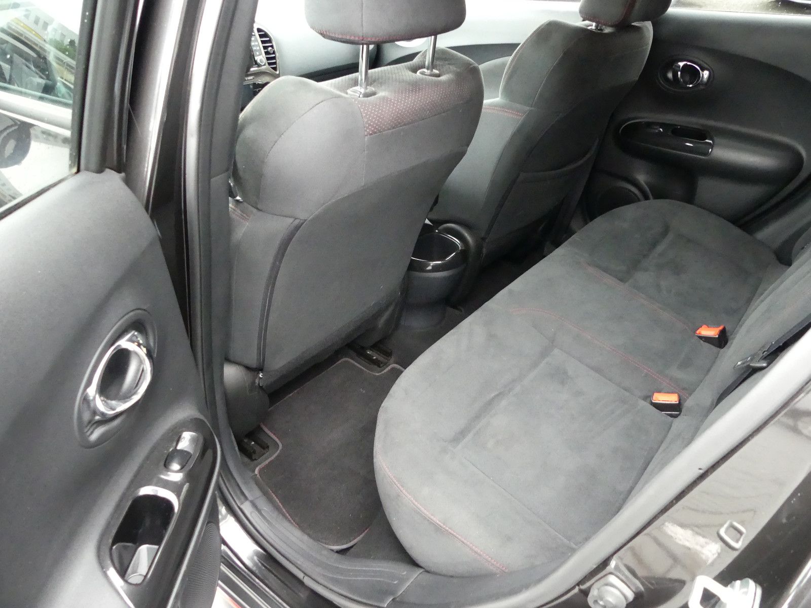 Fahrzeugabbildung Nissan Juke Nismo RS "4x4"AUTOMATIK"