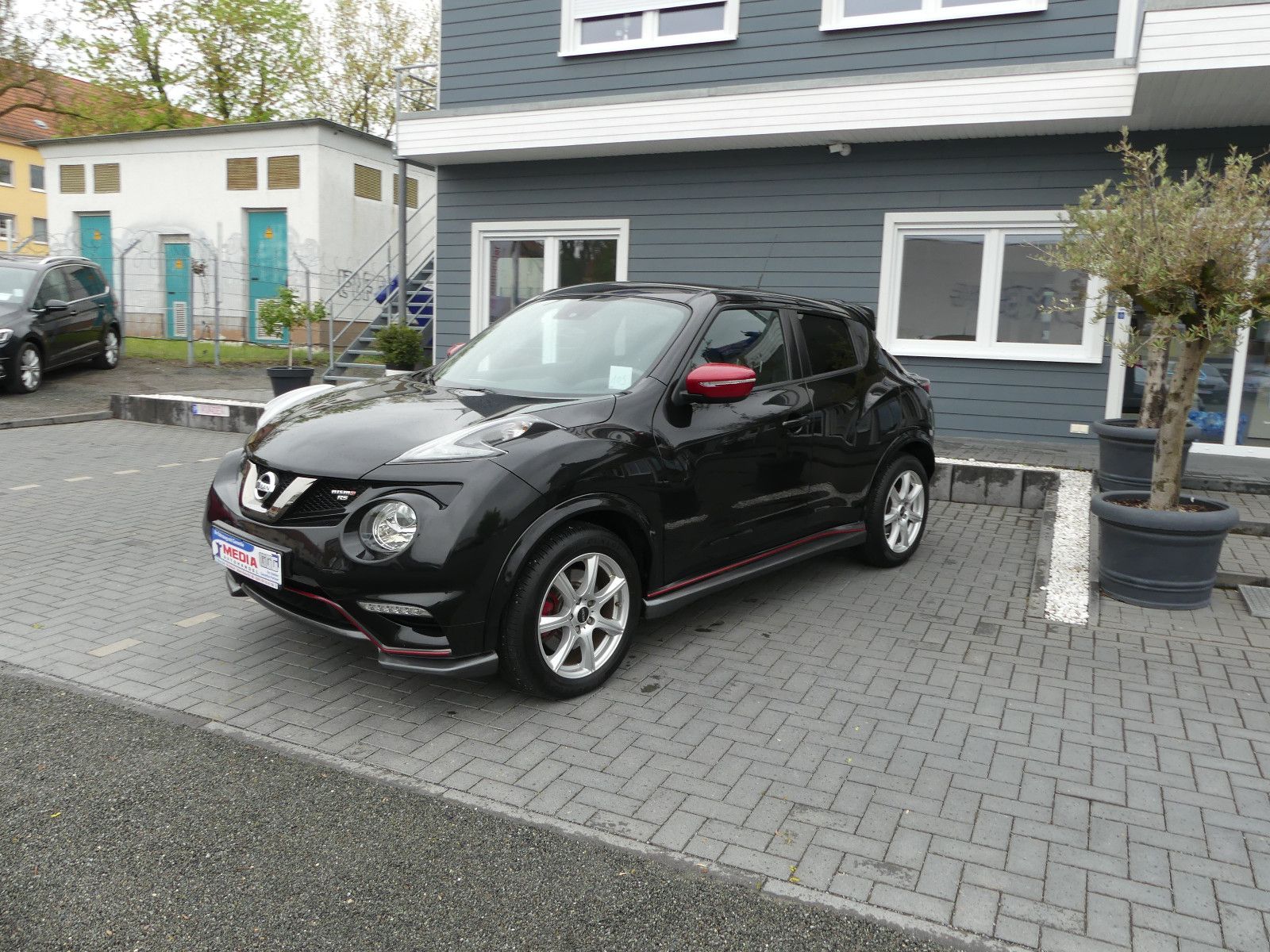 Fahrzeugabbildung Nissan Juke Nismo RS "4x4"AUTOMATIK"