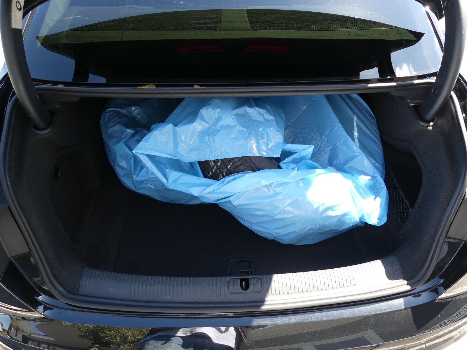 Fahrzeugabbildung Audi A4 Lim. 35 TFSI advanced"AUTOMATIK"