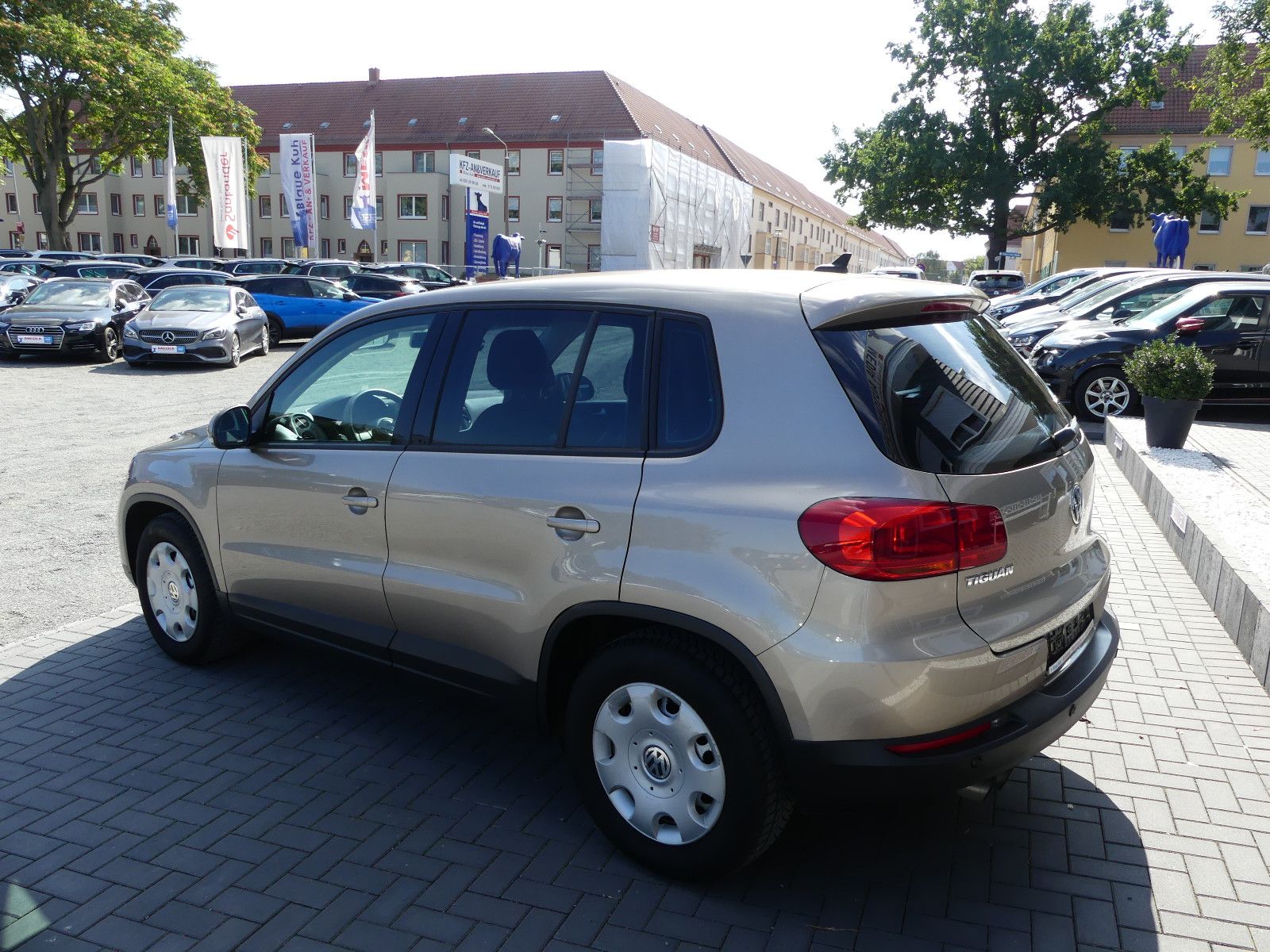 Fahrzeugabbildung Volkswagen Tiguan Trend & Fun BMT