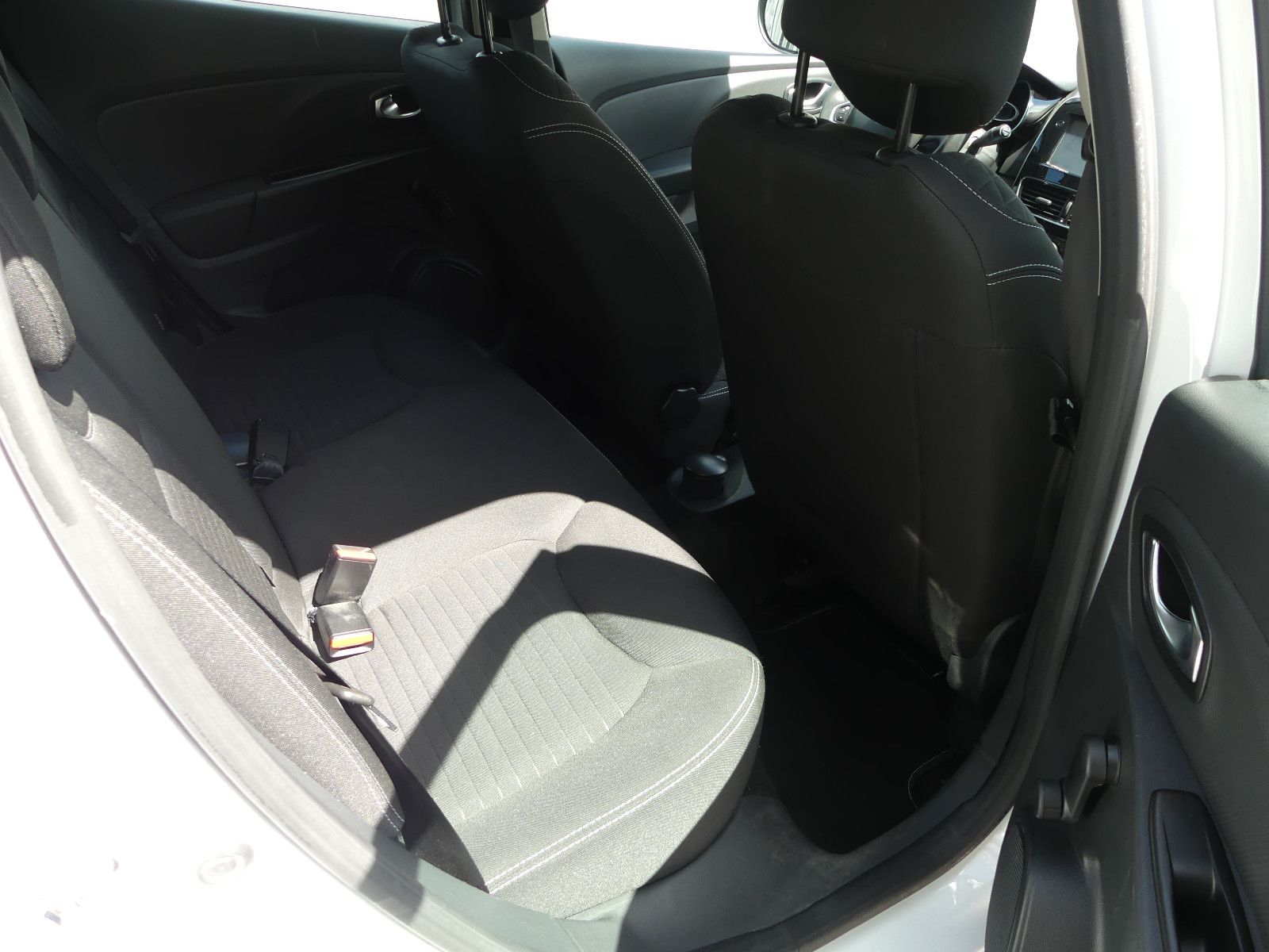 Fahrzeugabbildung Renault Clio IV Limited