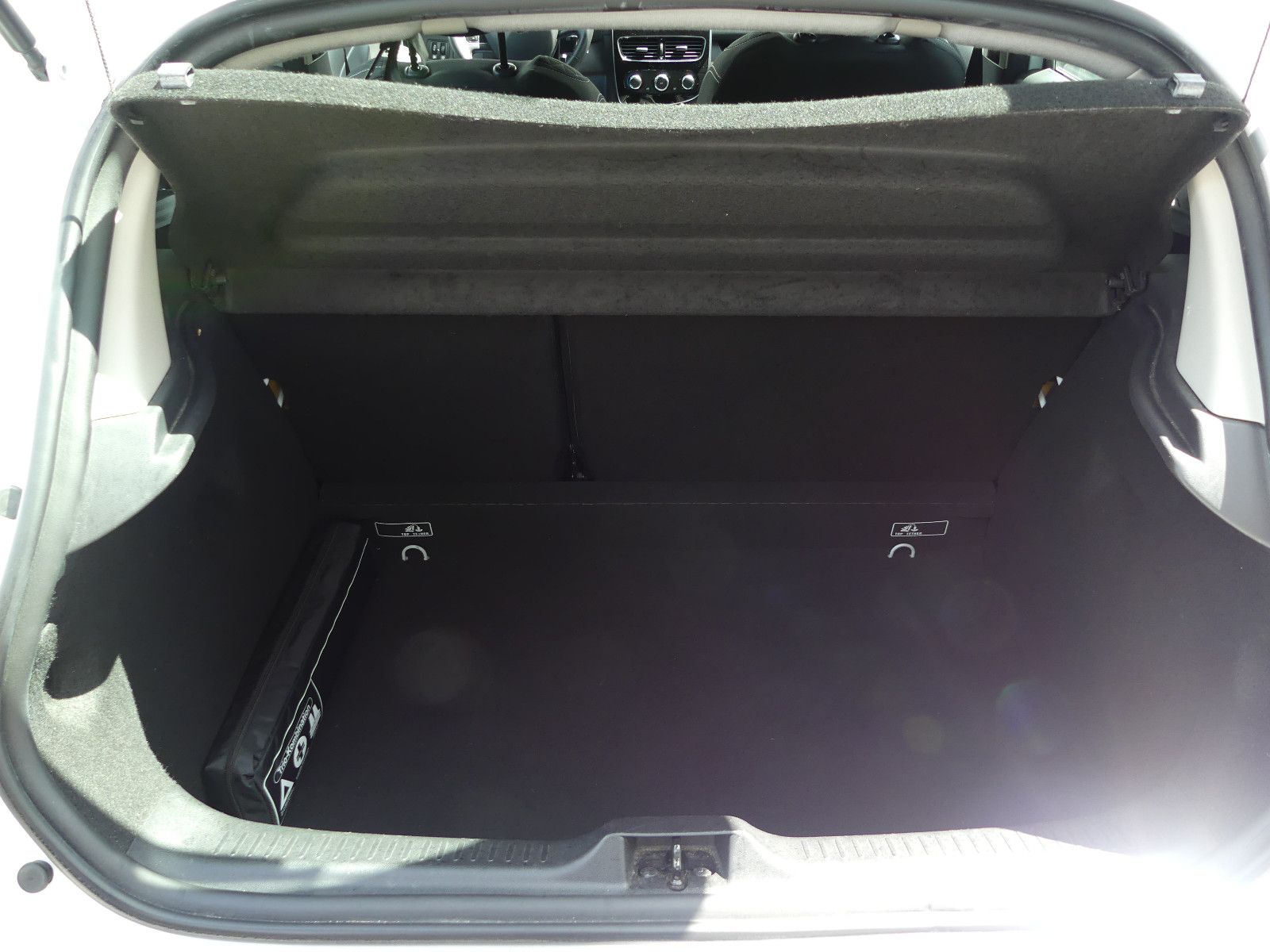 Fahrzeugabbildung Renault Clio IV Limited