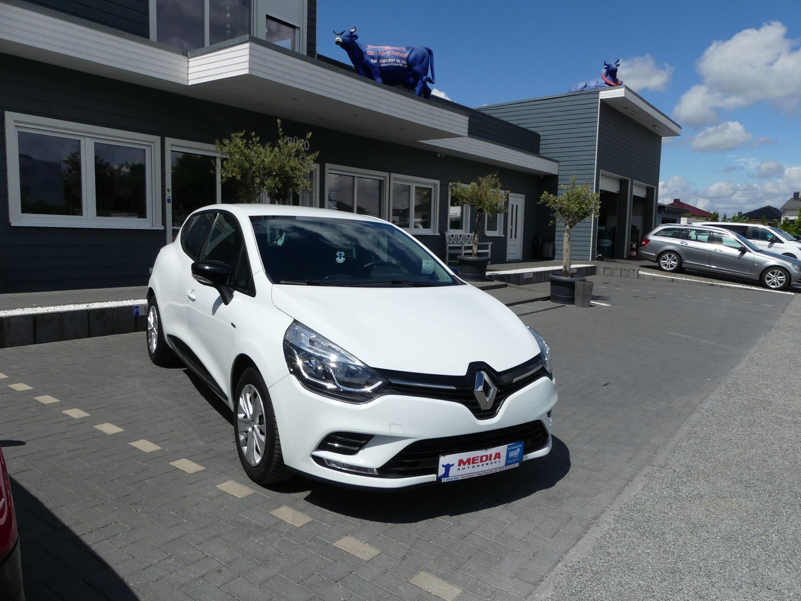 Fahrzeugabbildung Renault Clio IV Limited