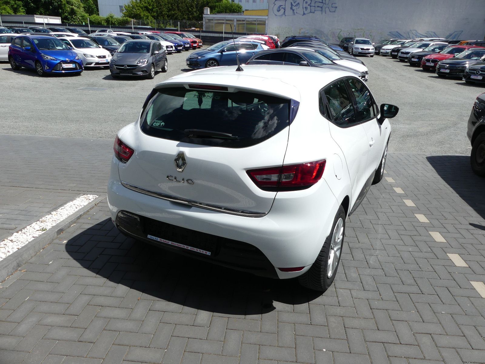 Fahrzeugabbildung Renault Clio IV Limited
