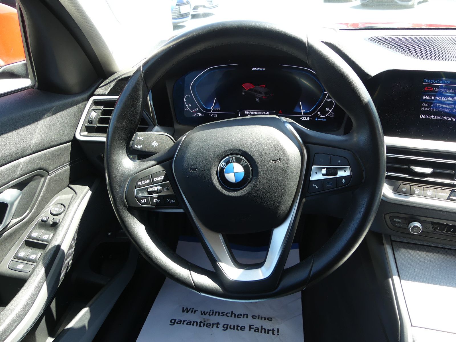 Fahrzeugabbildung BMW 320 3 Touring 320 e xDrive"AUTOMATIK"