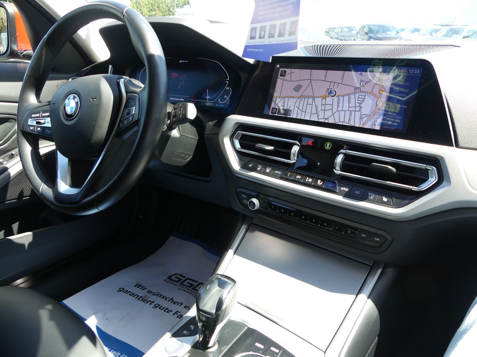 Fahrzeugabbildung BMW 320 3 Touring 320 e xDrive"AUTOMATIK"