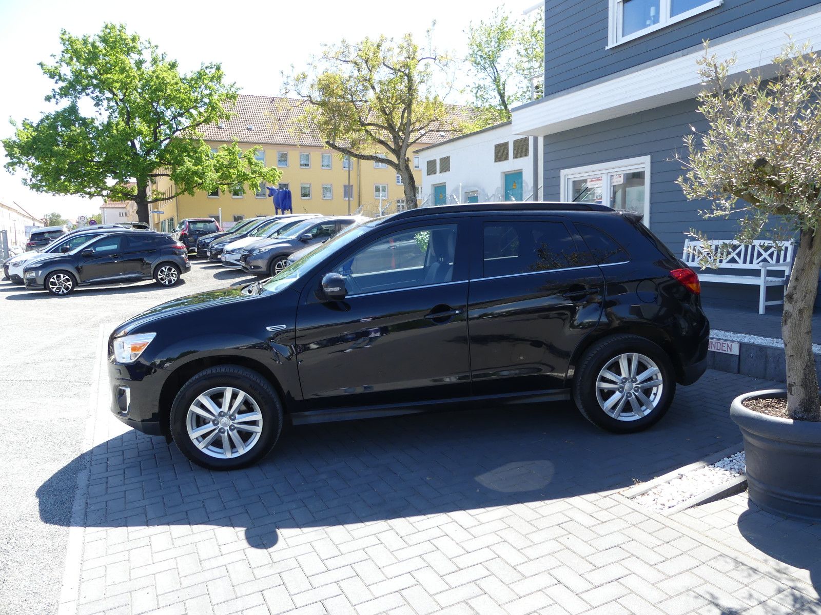 Fahrzeugabbildung Mitsubishi ASX Instyle 4WD
