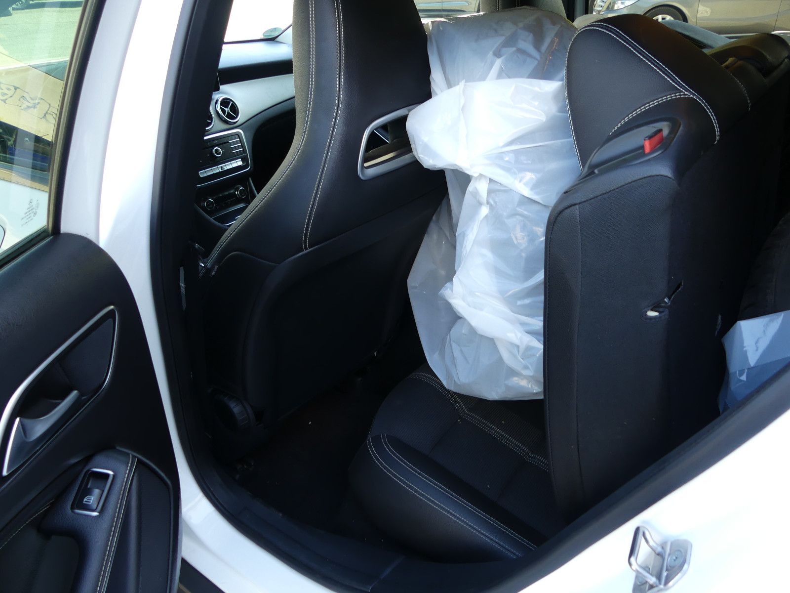 Fahrzeugabbildung Mercedes-Benz GLA 200 GLA GLA 200