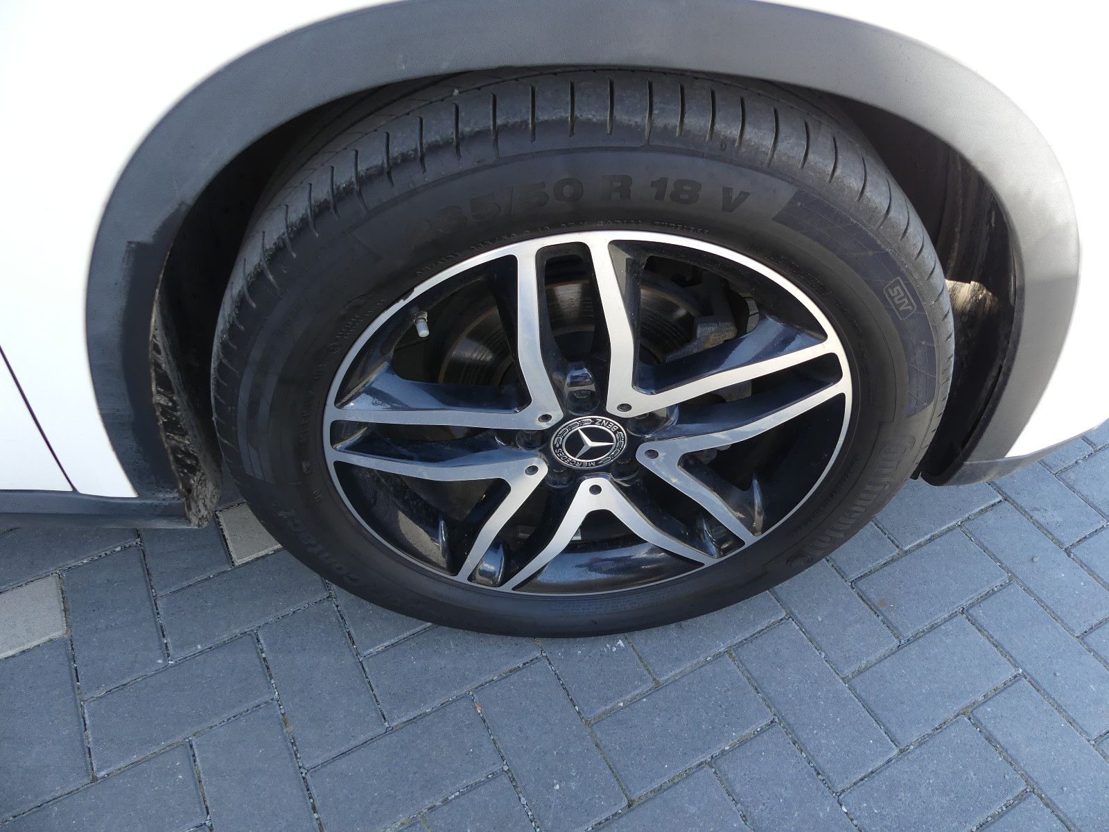 Fahrzeugabbildung Mercedes-Benz GLA 200 GLA GLA 200
