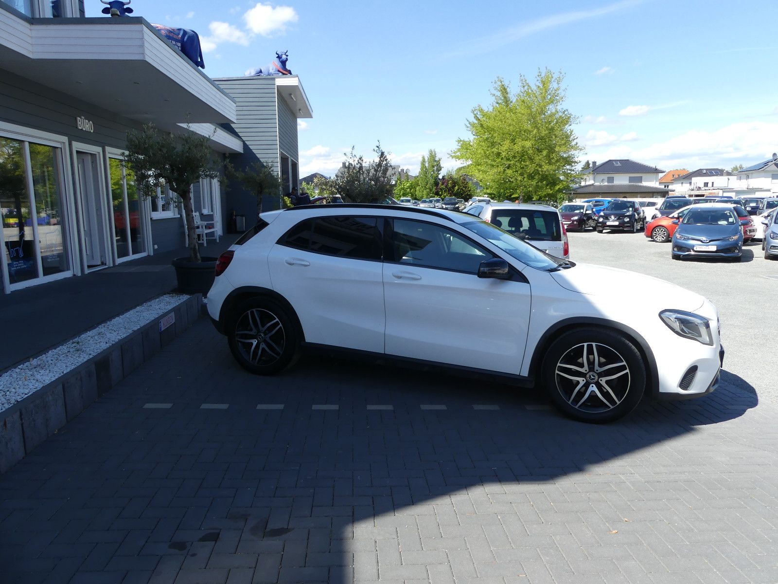 Fahrzeugabbildung Mercedes-Benz GLA 200 GLA GLA 200