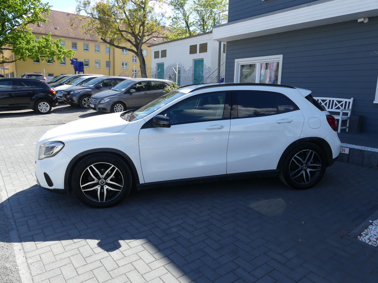 Fahrzeugabbildung Mercedes-Benz GLA 200 GLA GLA 200