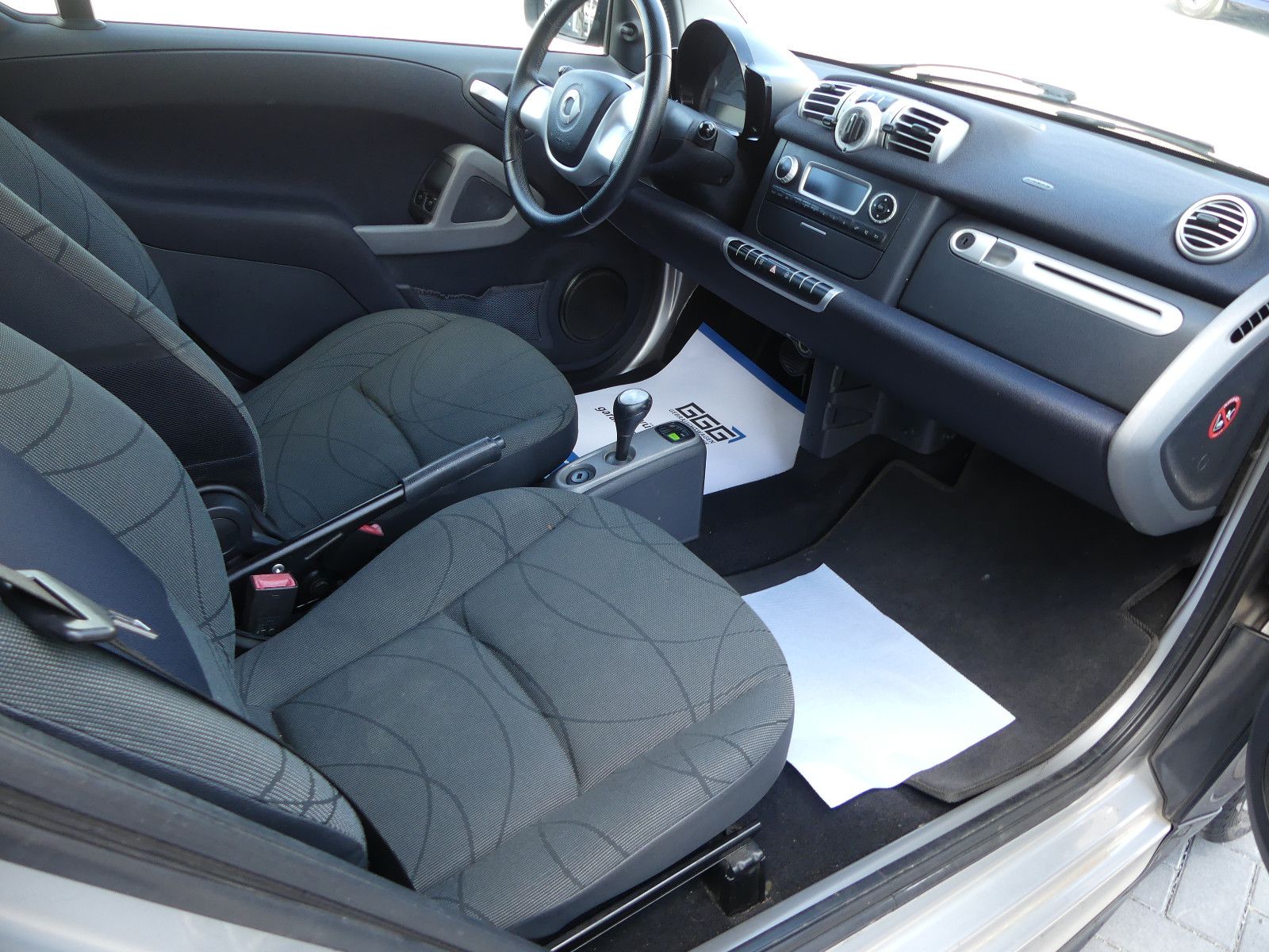 Fahrzeugabbildung Smart ForTwo fortwo coupe Micro Hybrid Drive 52 kW