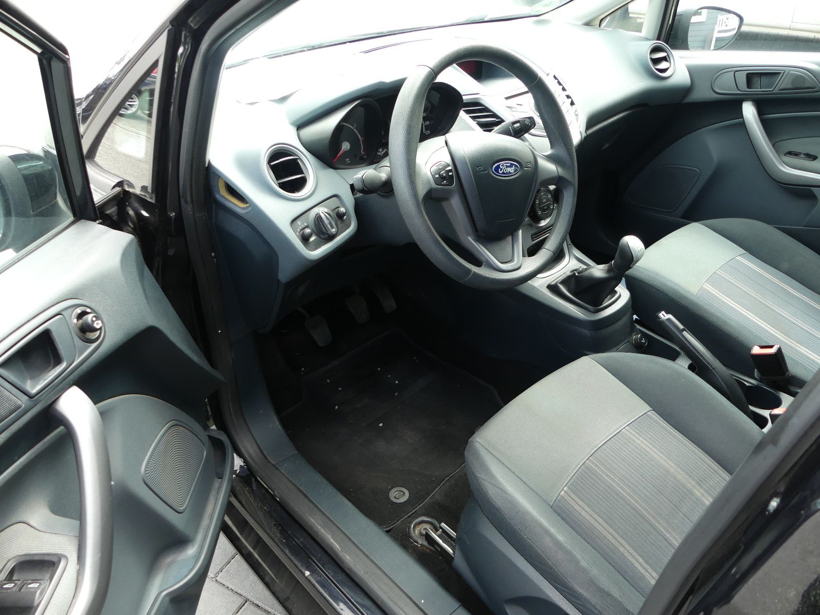 Fahrzeugabbildung Ford Fiesta Trend