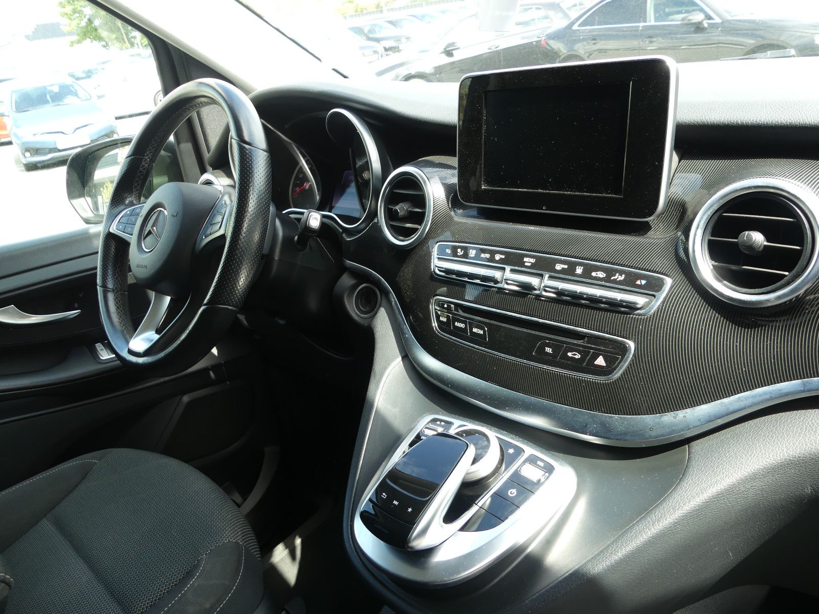 Fahrzeugabbildung Mercedes-Benz V 250