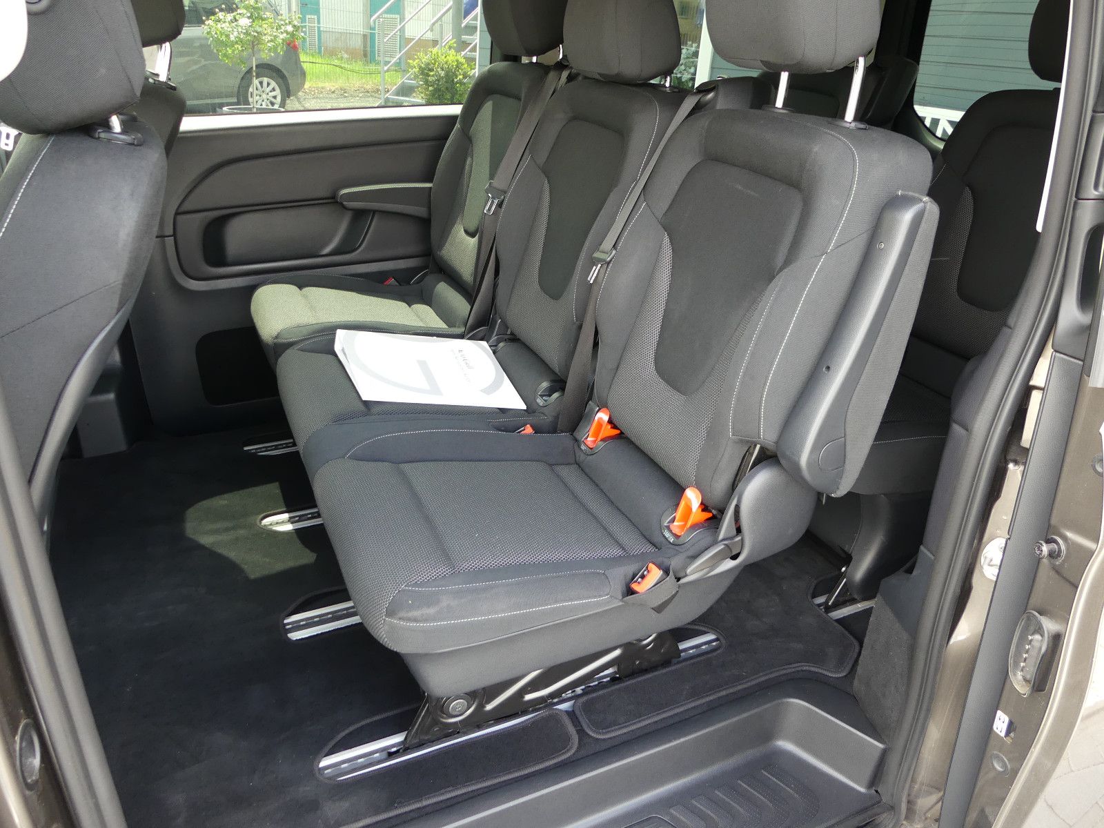 Fahrzeugabbildung Mercedes-Benz V 250
