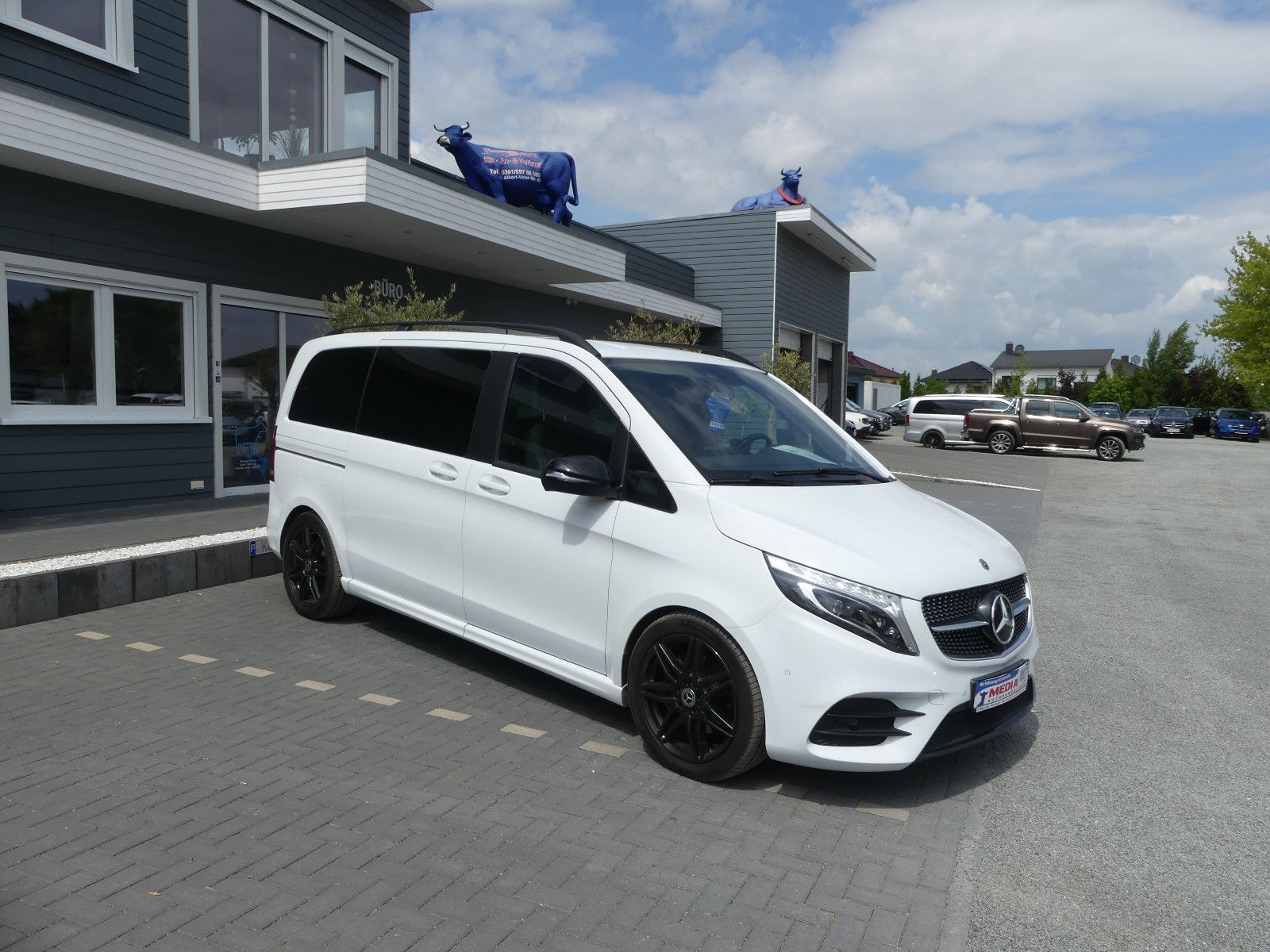 Fahrzeugabbildung Mercedes-Benz V 250 EDITION AMG-LINE*KOMPAKT*