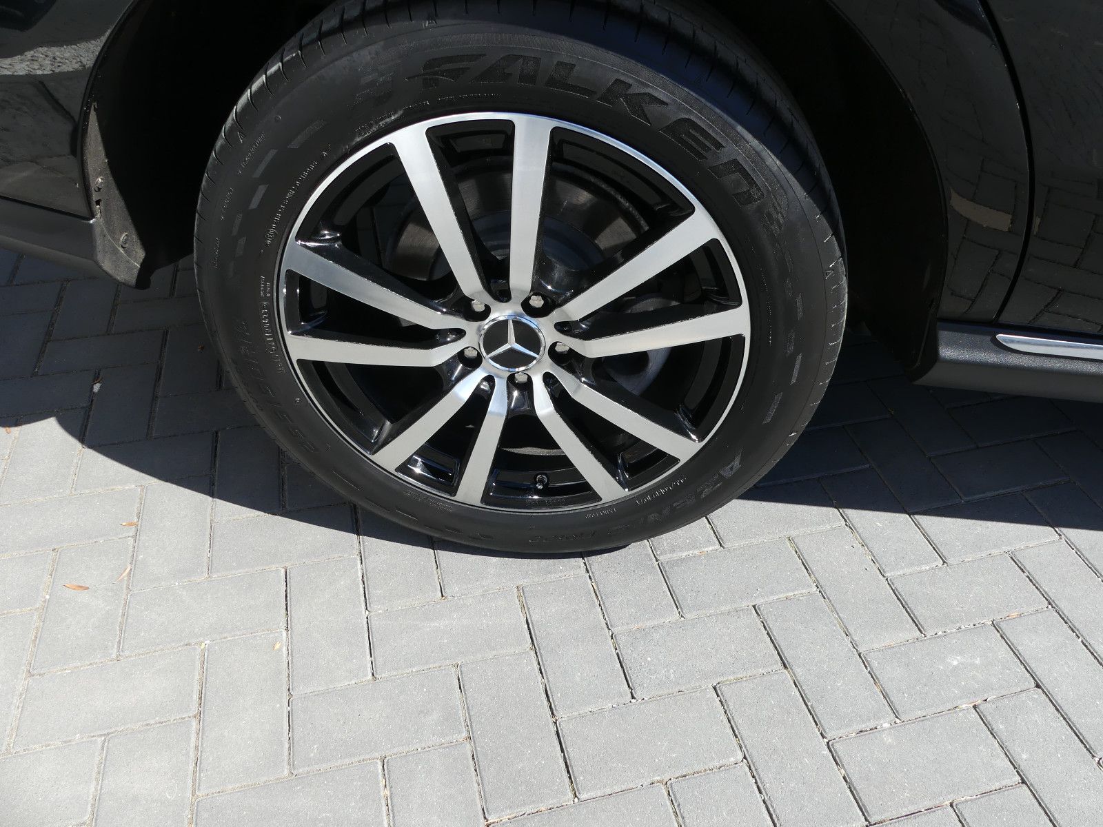 Fahrzeugabbildung Mercedes-Benz GLE 350 -"107TKM"ALLRAD", 4 Matic