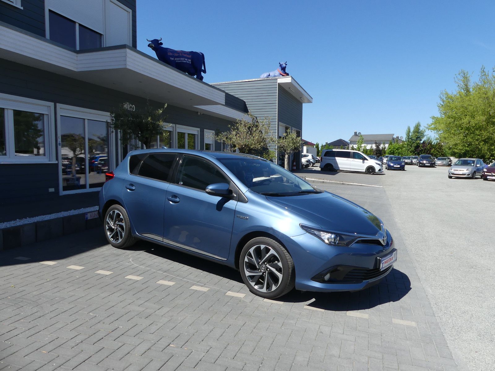 Fahrzeugabbildung Toyota Auris Hybrid Design Edition"1.HAND"76TKM"