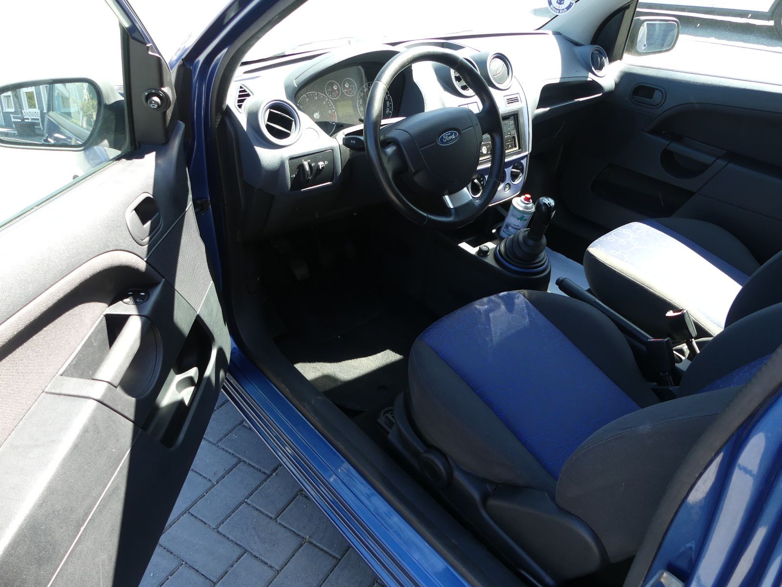 Fahrzeugabbildung Ford Fiesta Style