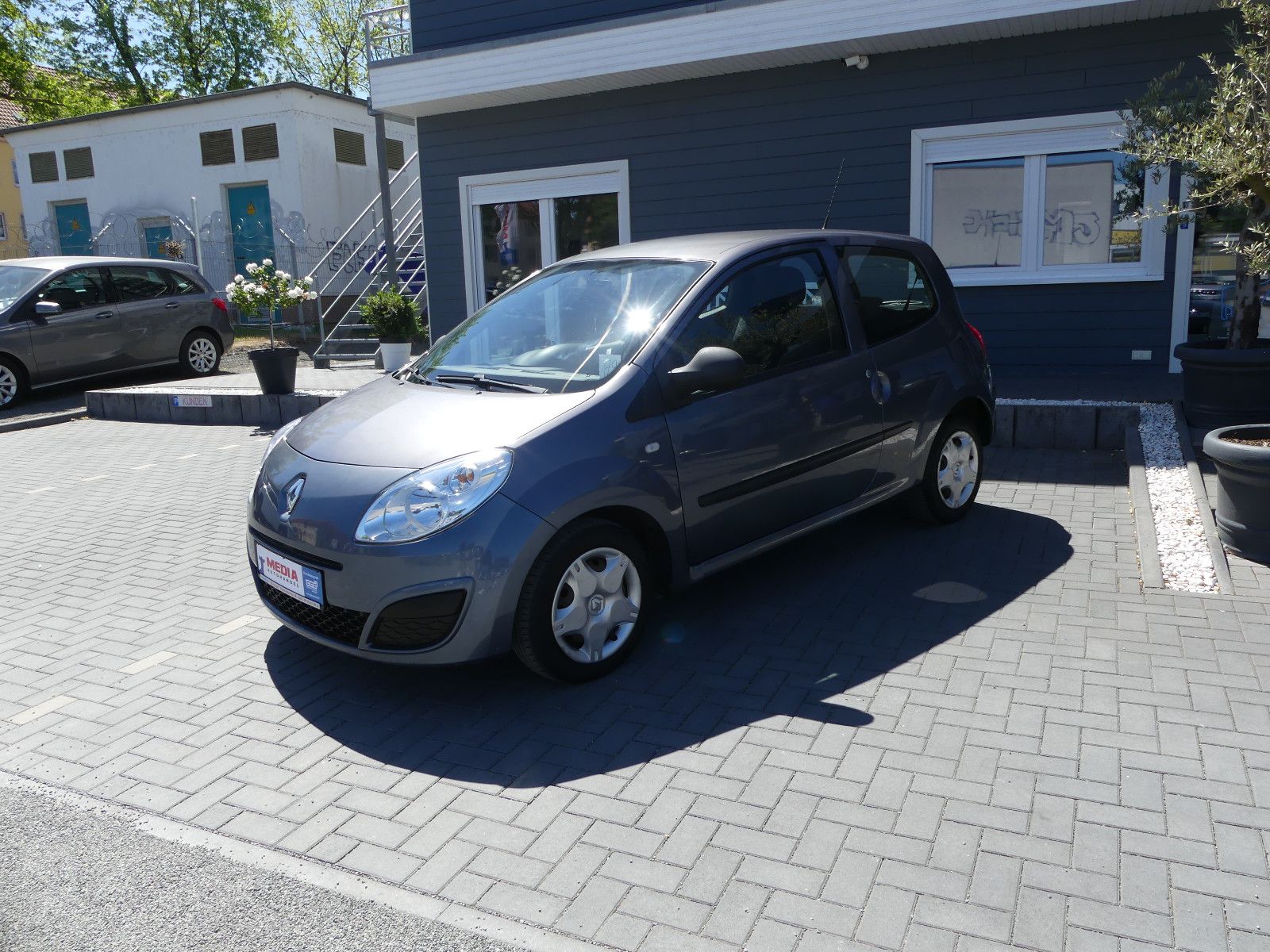 Fahrzeugabbildung Renault Twingo Authentique