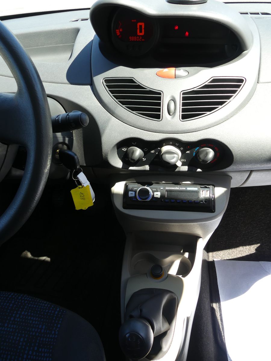 Fahrzeugabbildung Renault Twingo Authentique
