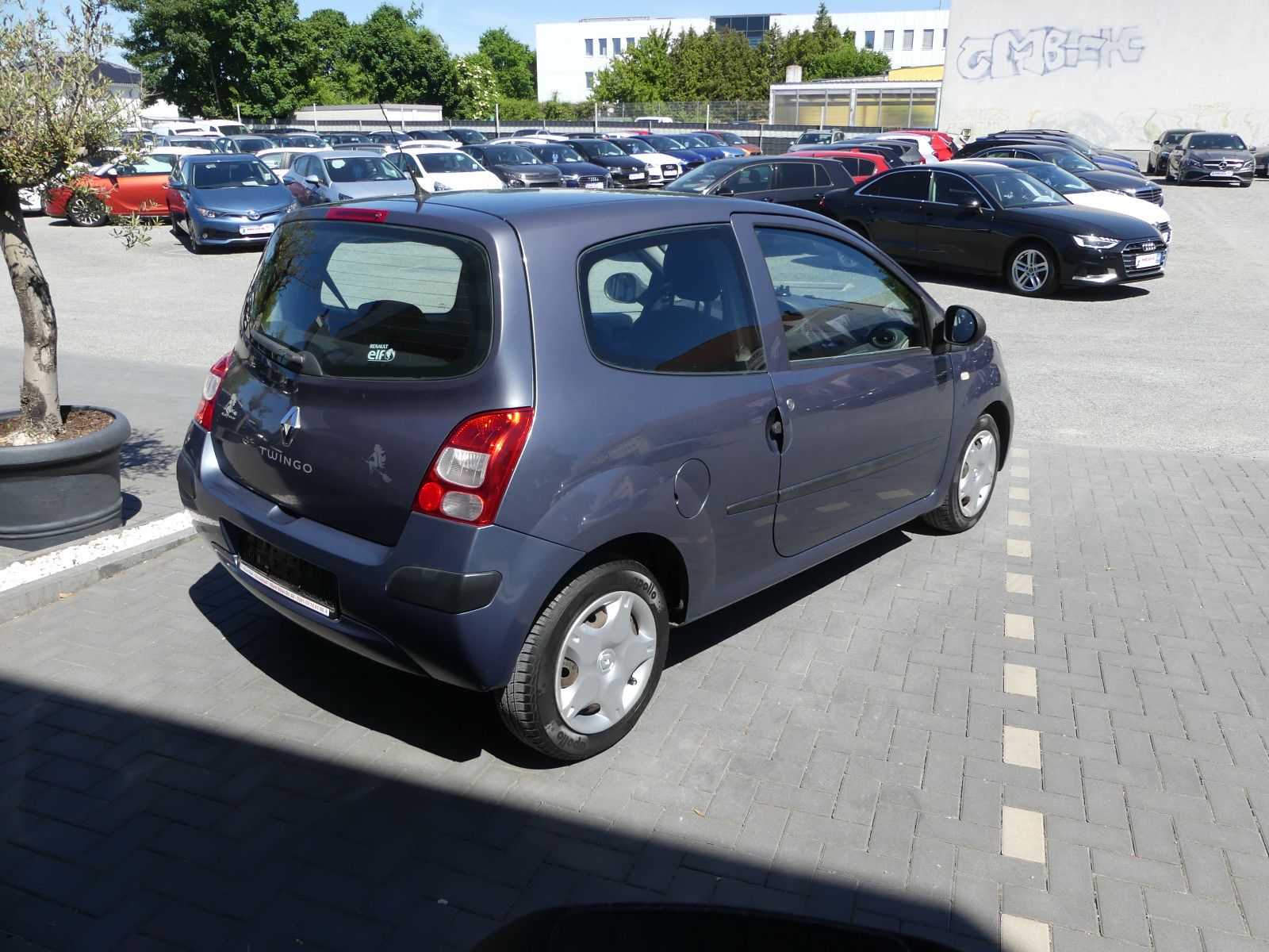 Fahrzeugabbildung Renault Twingo Authentique