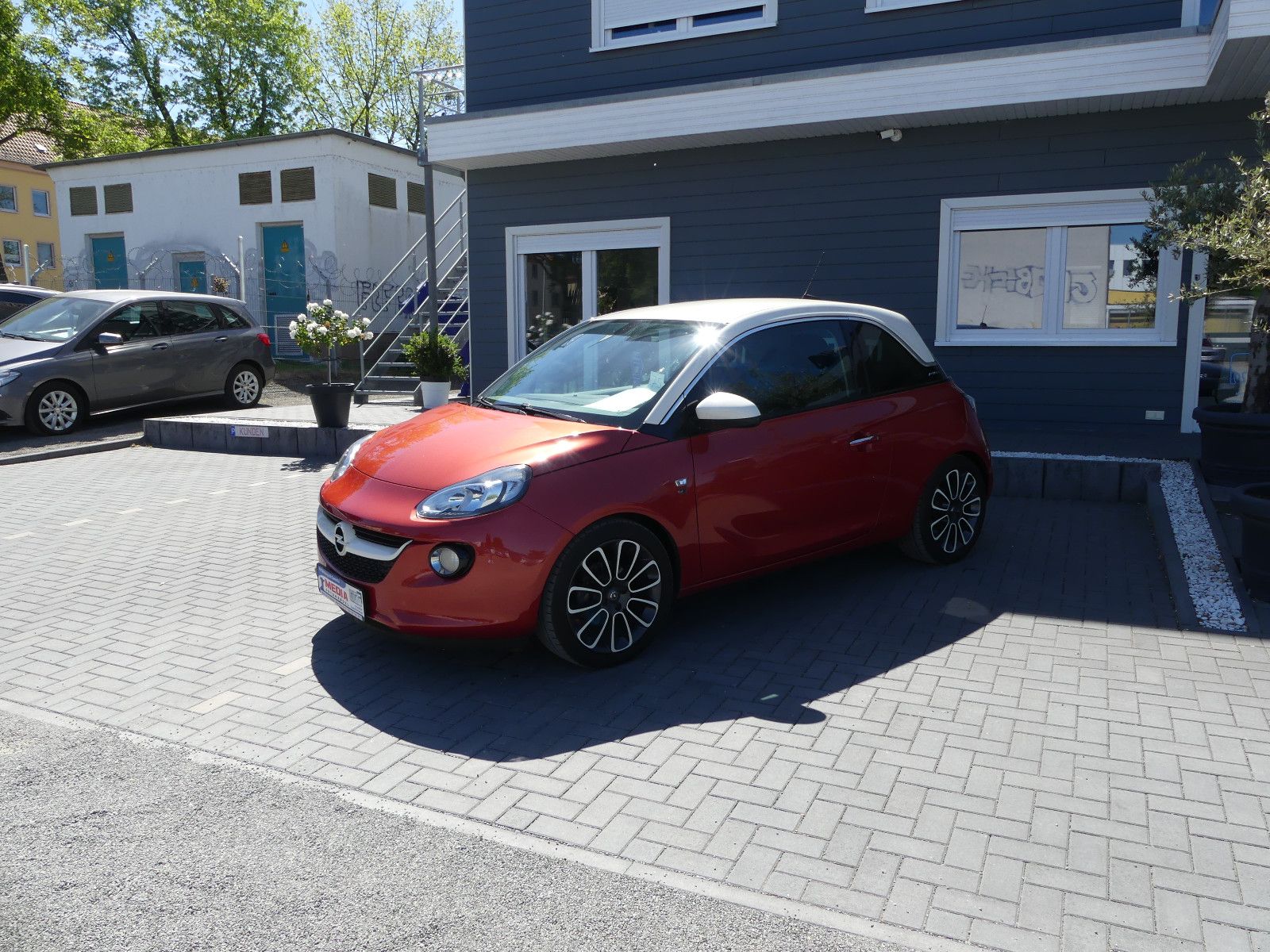 Fahrzeugabbildung Opel Adam Germany's next Topmodel"1.HAND"