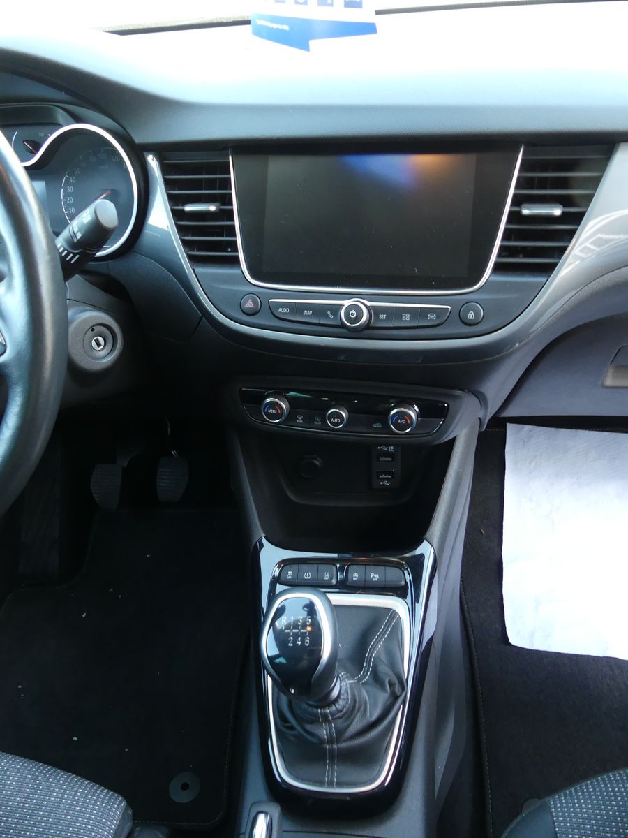 Fahrzeugabbildung Opel Crossland (X)"26TKM"