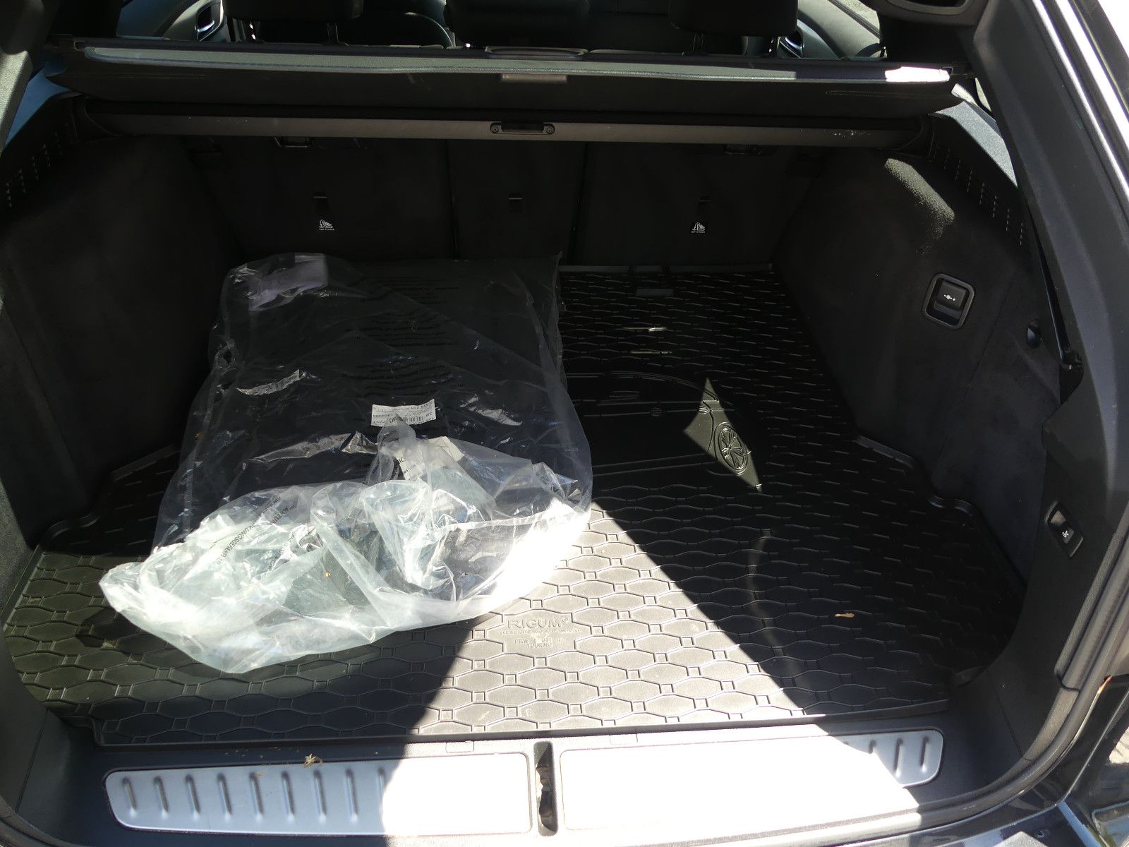 Fahrzeugabbildung BMW 540 5 Touring 540 d xDrive Sport Line"2.HAND"