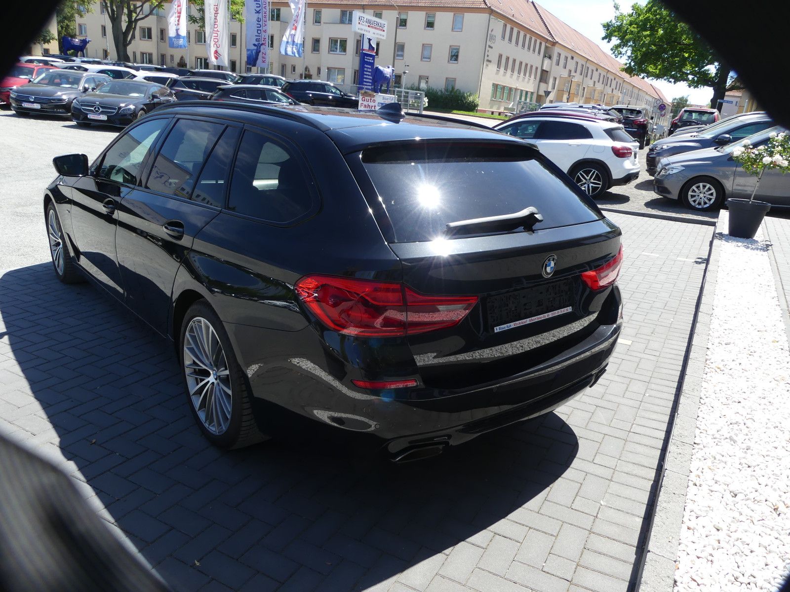 Fahrzeugabbildung BMW 540 5 Touring 540 d xDrive Sport Line"2.HAND"