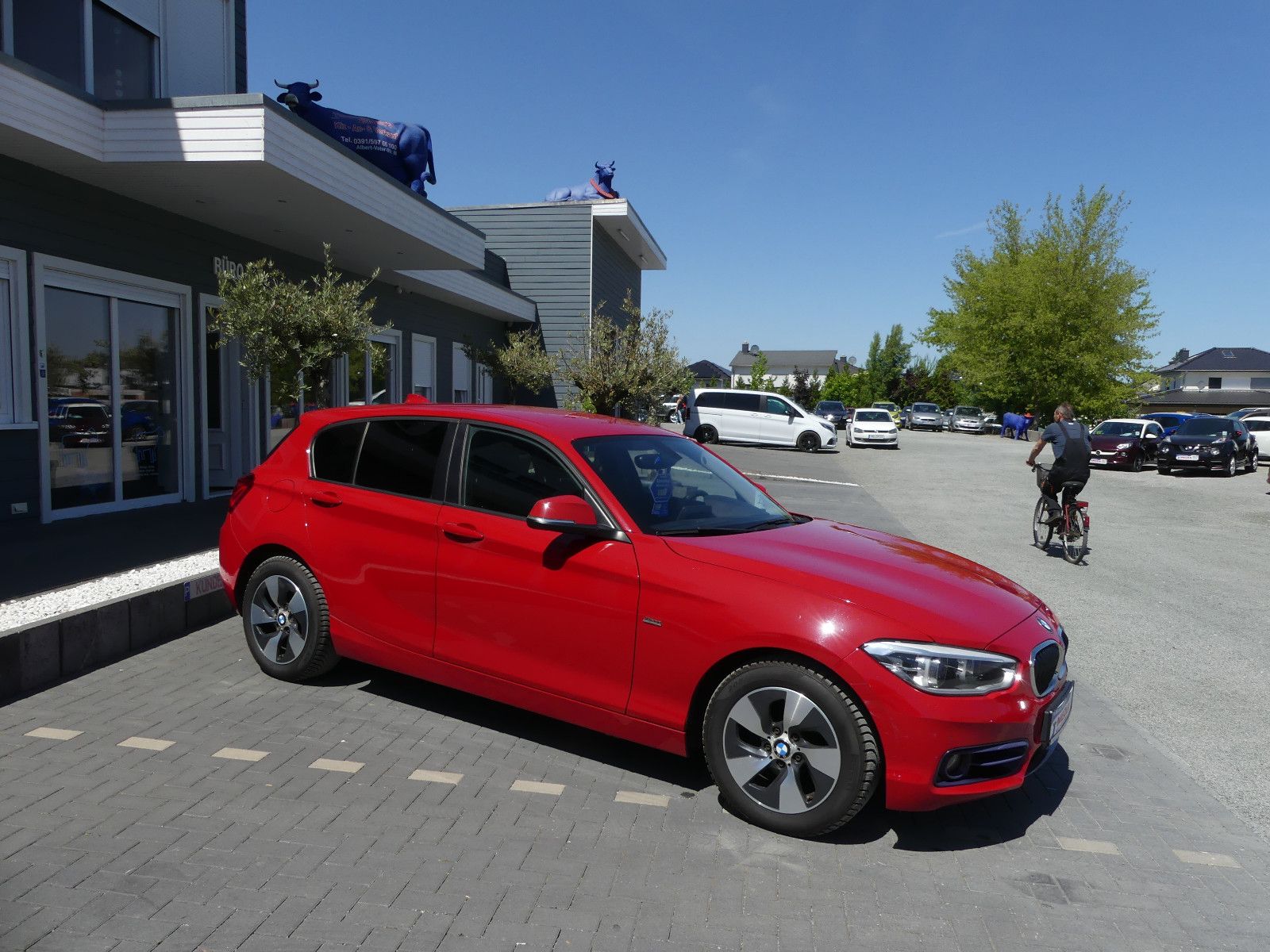Fahrzeugabbildung BMW 118 1 Limousine 5-trg. 118 d Sport Line"2.HAND"