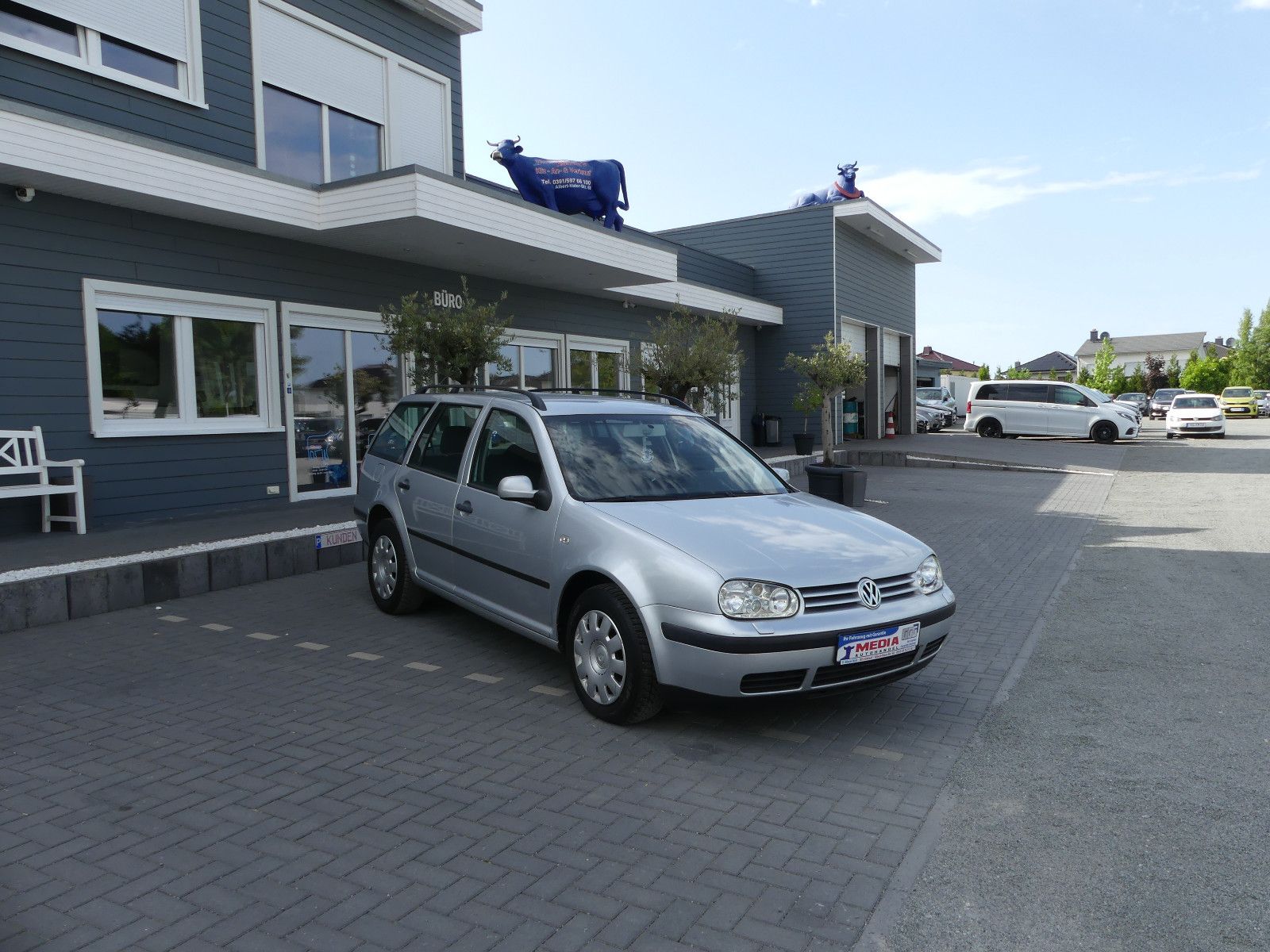 Fahrzeugabbildung Volkswagen Golf 1.6 .Automatik. Comfortline Variant"70TKM"