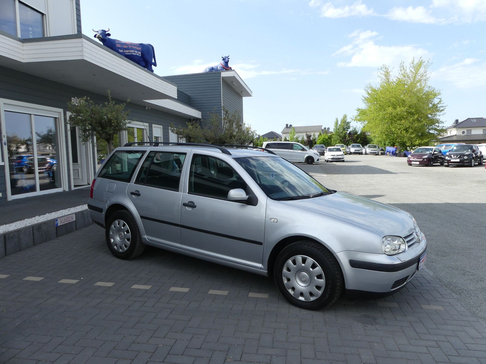Fahrzeugabbildung Volkswagen Golf 1.6 .Automatik. Comfortline Variant"70TKM"