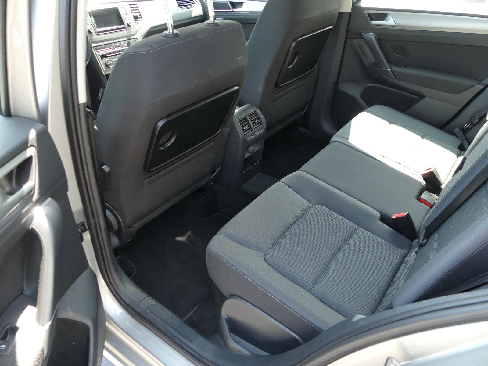 Fahrzeugabbildung Volkswagen Golf Sportsvan VII Comfortline BMT/Start-Stopp