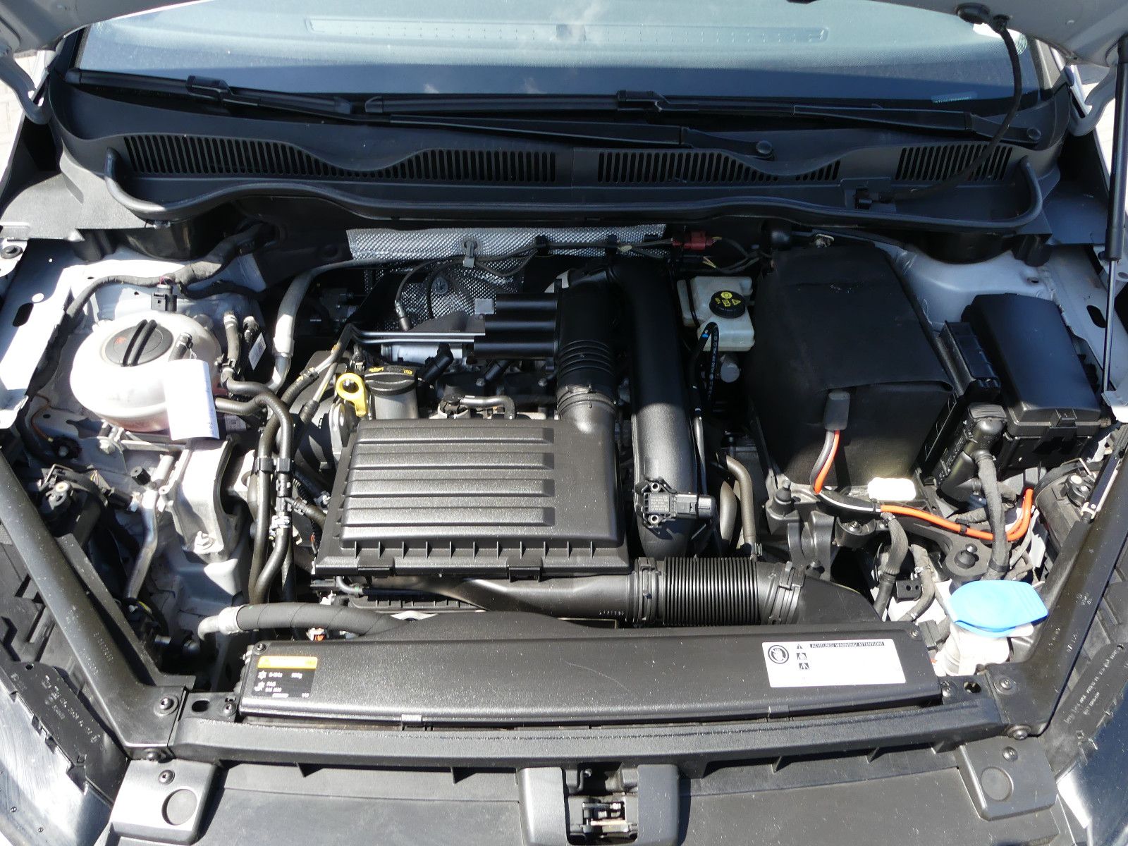 Fahrzeugabbildung Volkswagen Golf Sportsvan VII Comfortline BMT/Start-Stopp