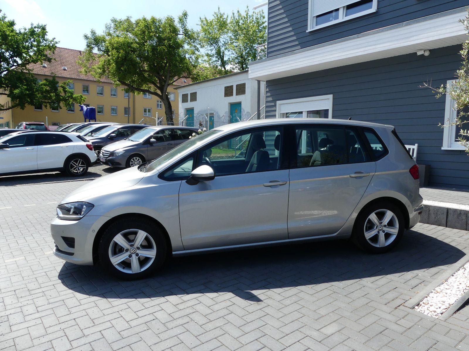 Fahrzeugabbildung Volkswagen Golf Sportsvan VII Comfortline BMT/Start-Stopp