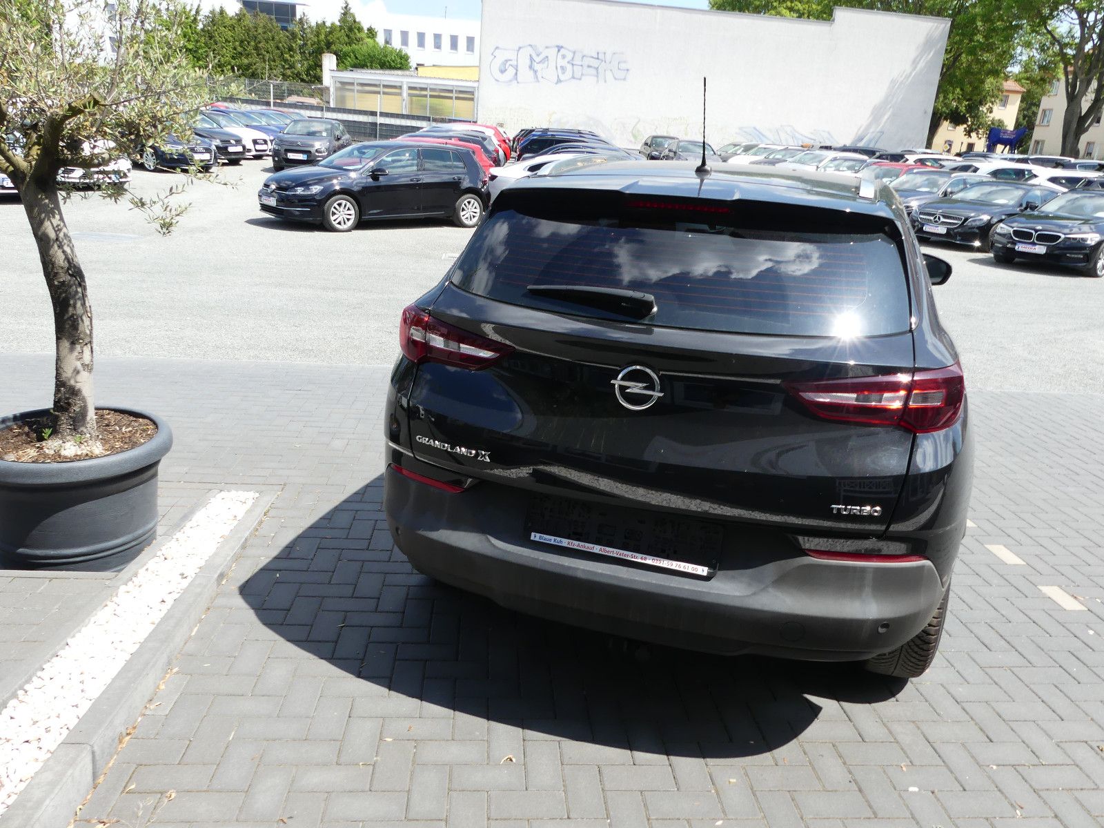 Fahrzeugabbildung Opel Grandland (X)