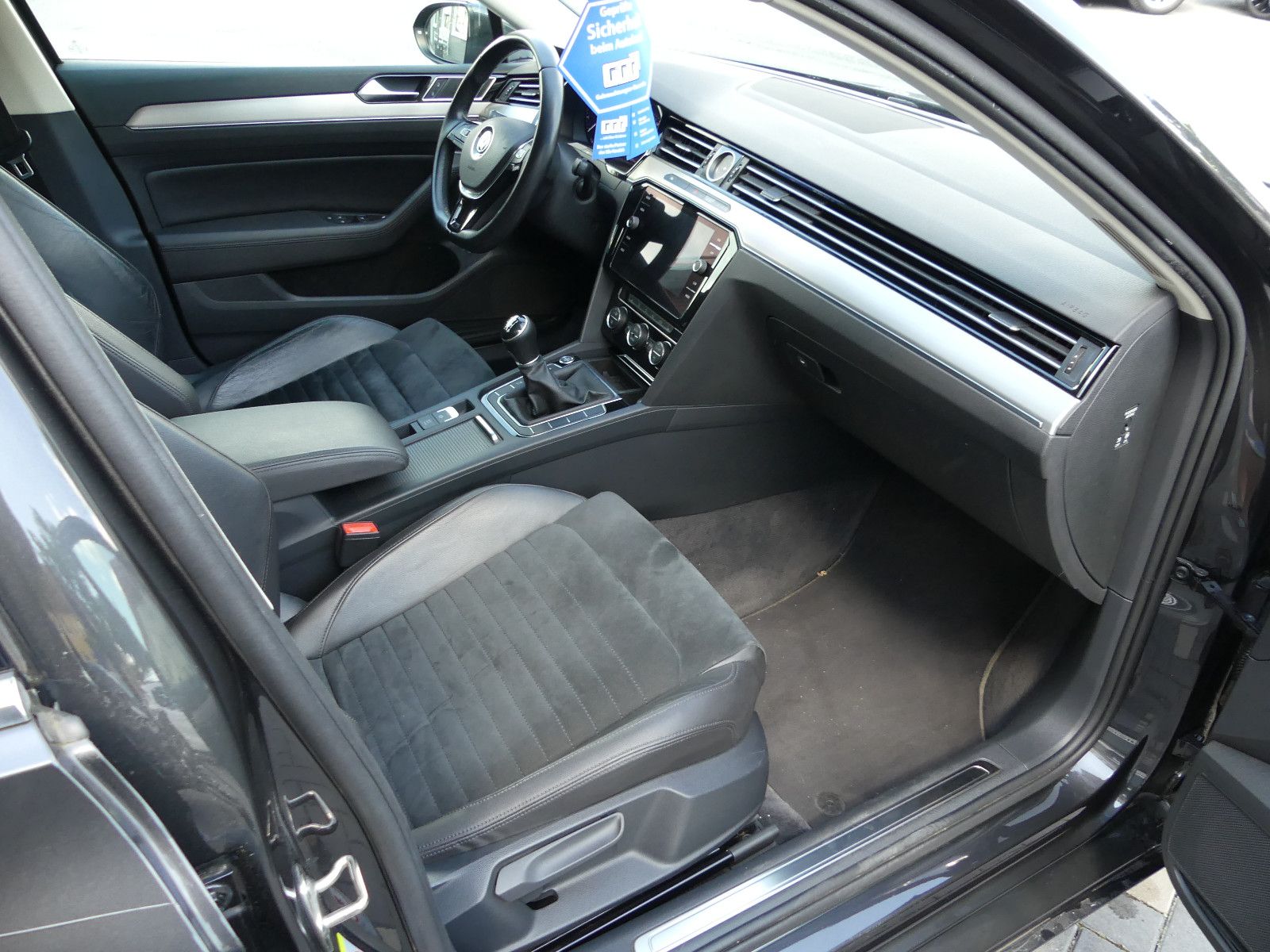 Fahrzeugabbildung Volkswagen Passat"1.HAND"