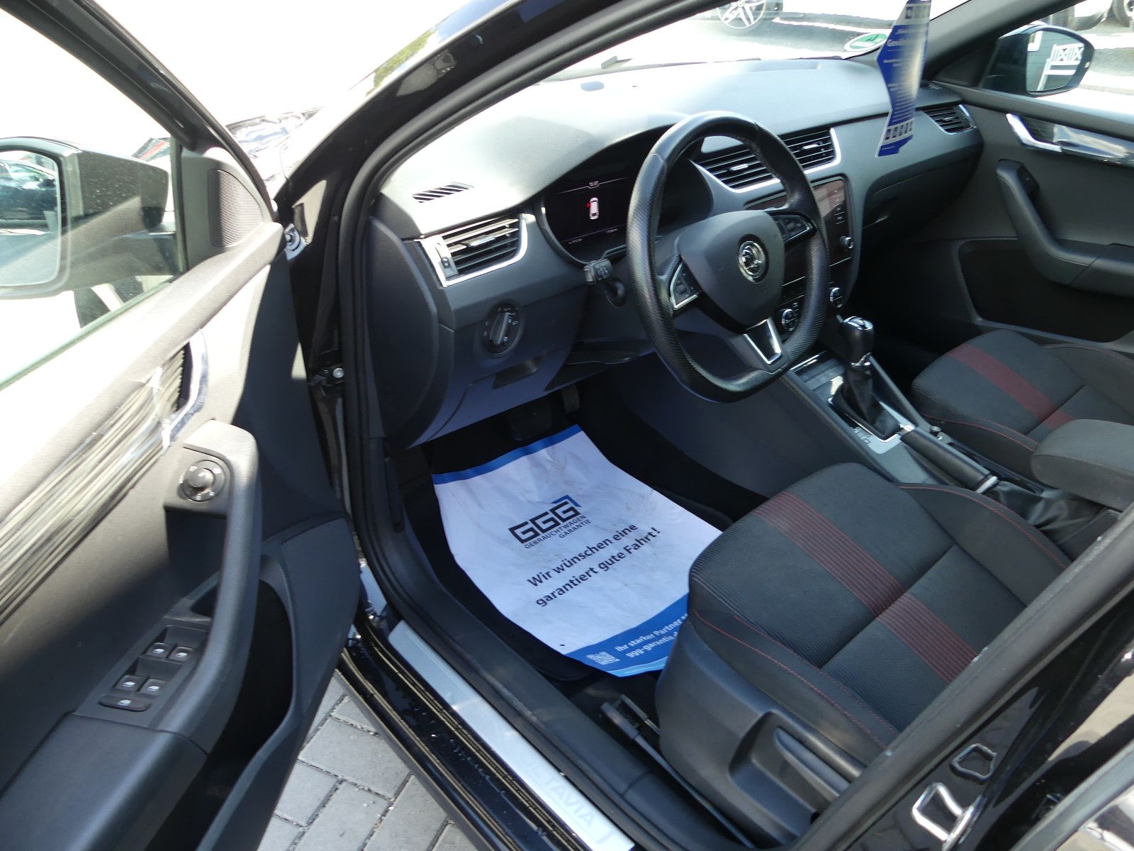 Fahrzeugabbildung SKODA Octavia Combi Style"AUTOMATIK"
