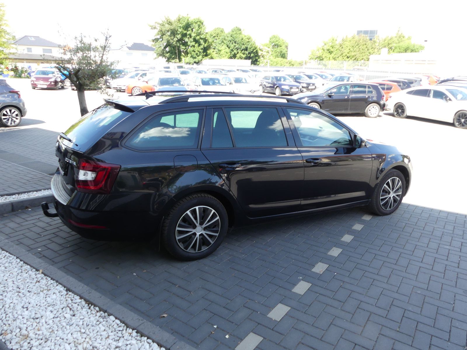 Fahrzeugabbildung SKODA Octavia Combi Style"AUTOMATIK"