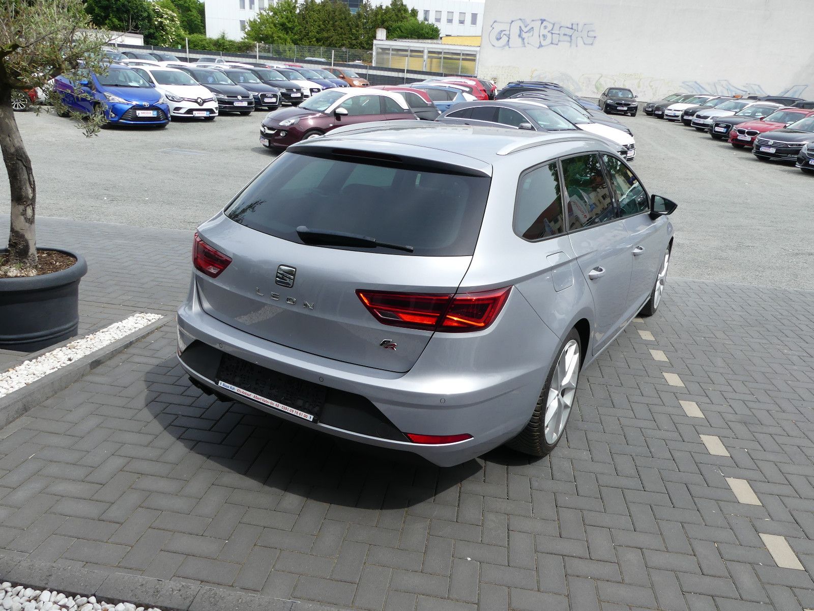 Fahrzeugabbildung SEAT Leon ST FR"AUTOMATIK"
