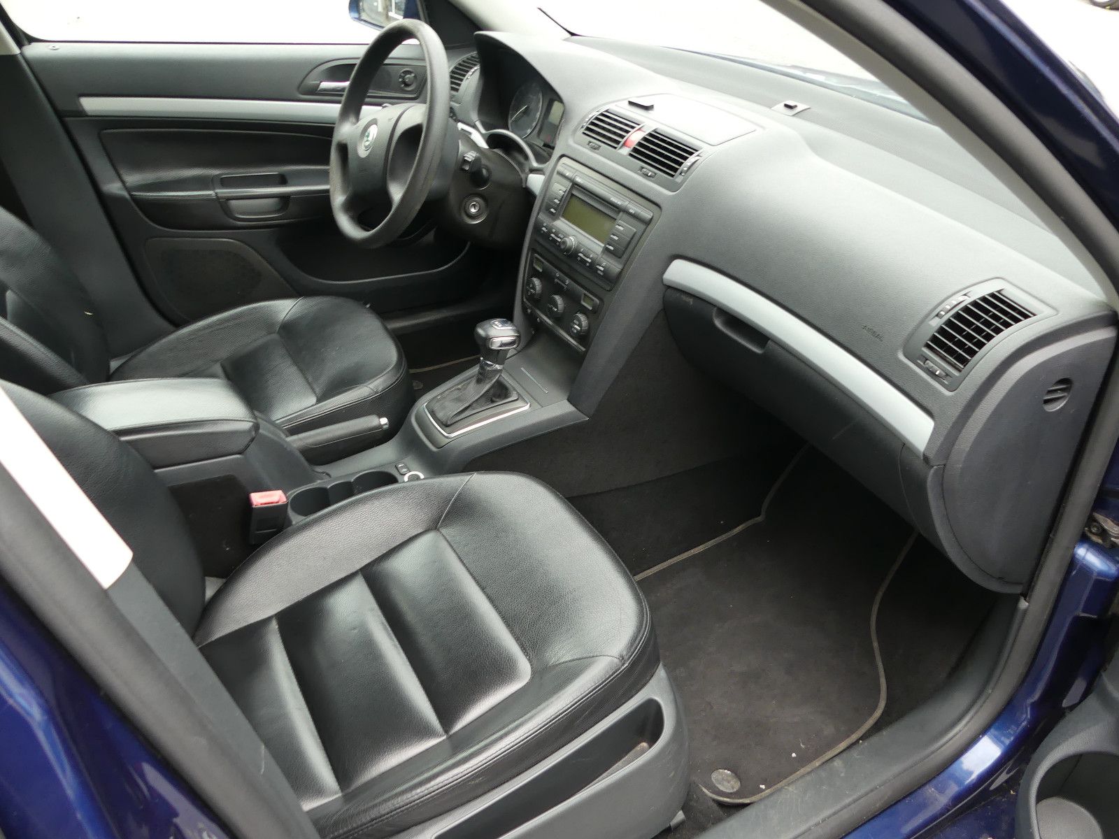 Fahrzeugabbildung SKODA Octavia Combi Ambiente"AUTOMATIK"