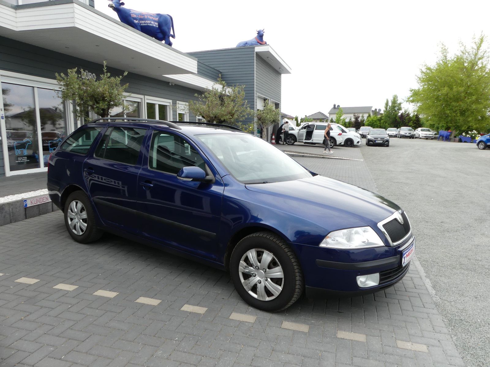 Fahrzeugabbildung SKODA Octavia Combi Ambiente"AUTOMATIK"
